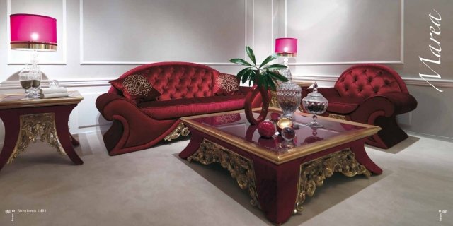 Luxurious and elegant interior design. Gold plated furniture, modern lighting and exquisite accents offer a perfect ambience of chic sophistication.
