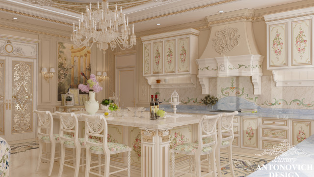 Classical kitchen with sitting area